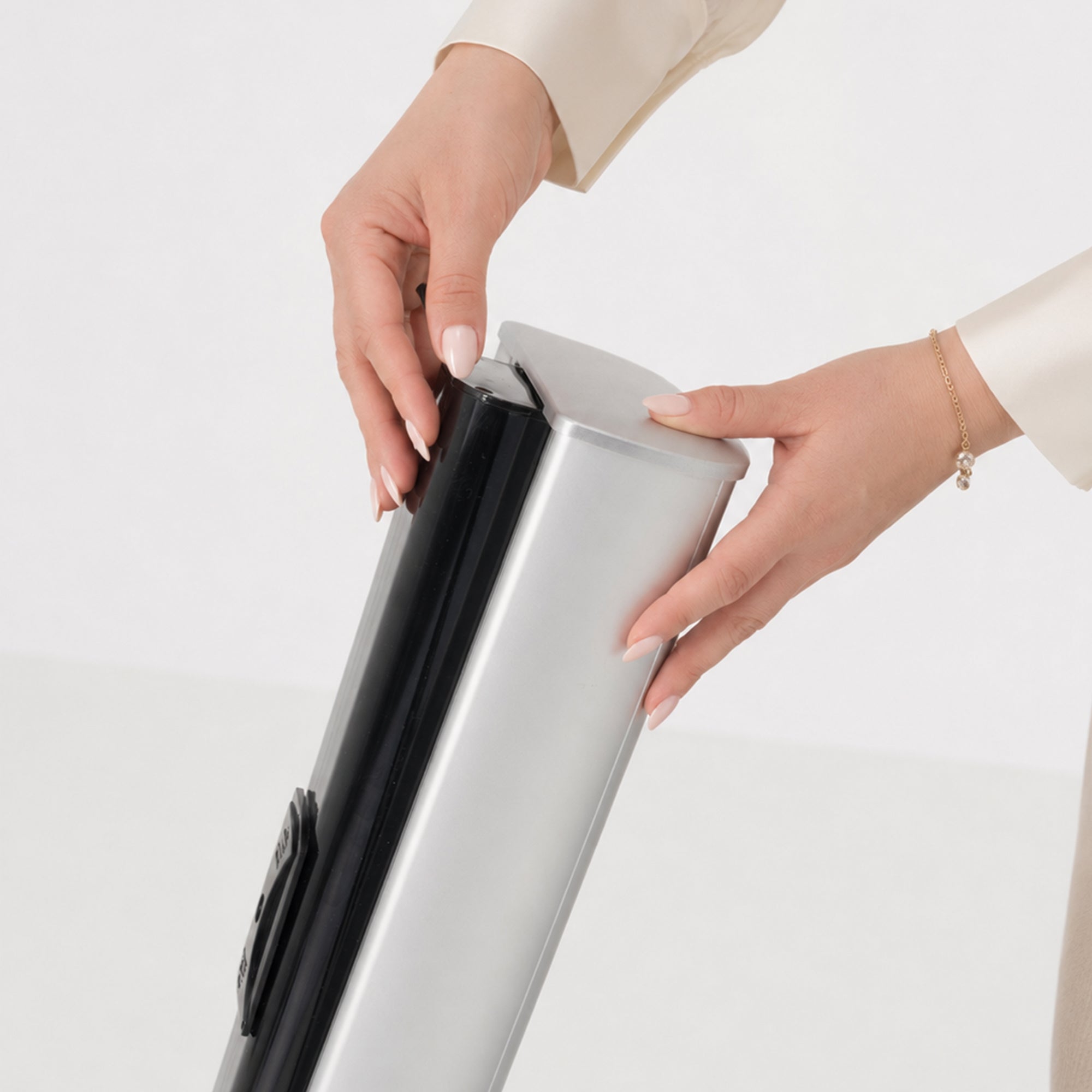 Retractable Banner Stand Pro