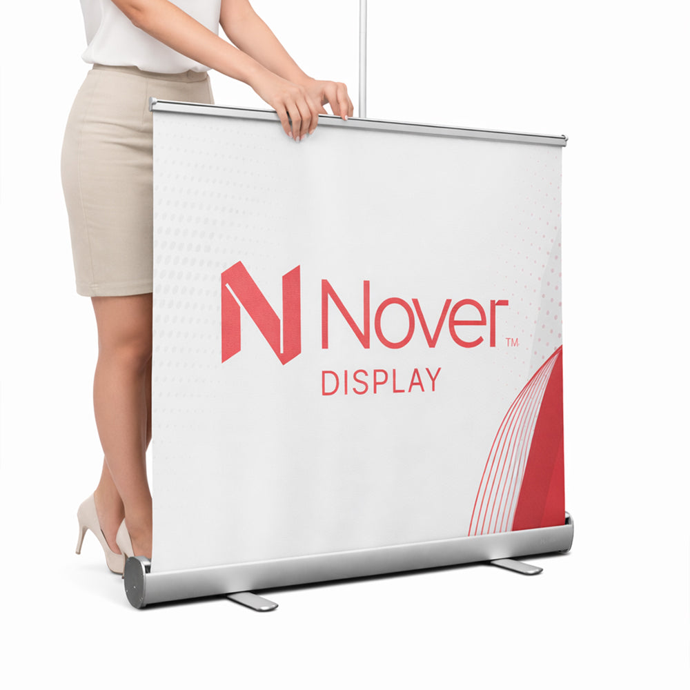 Retractable Banner Stand Essential