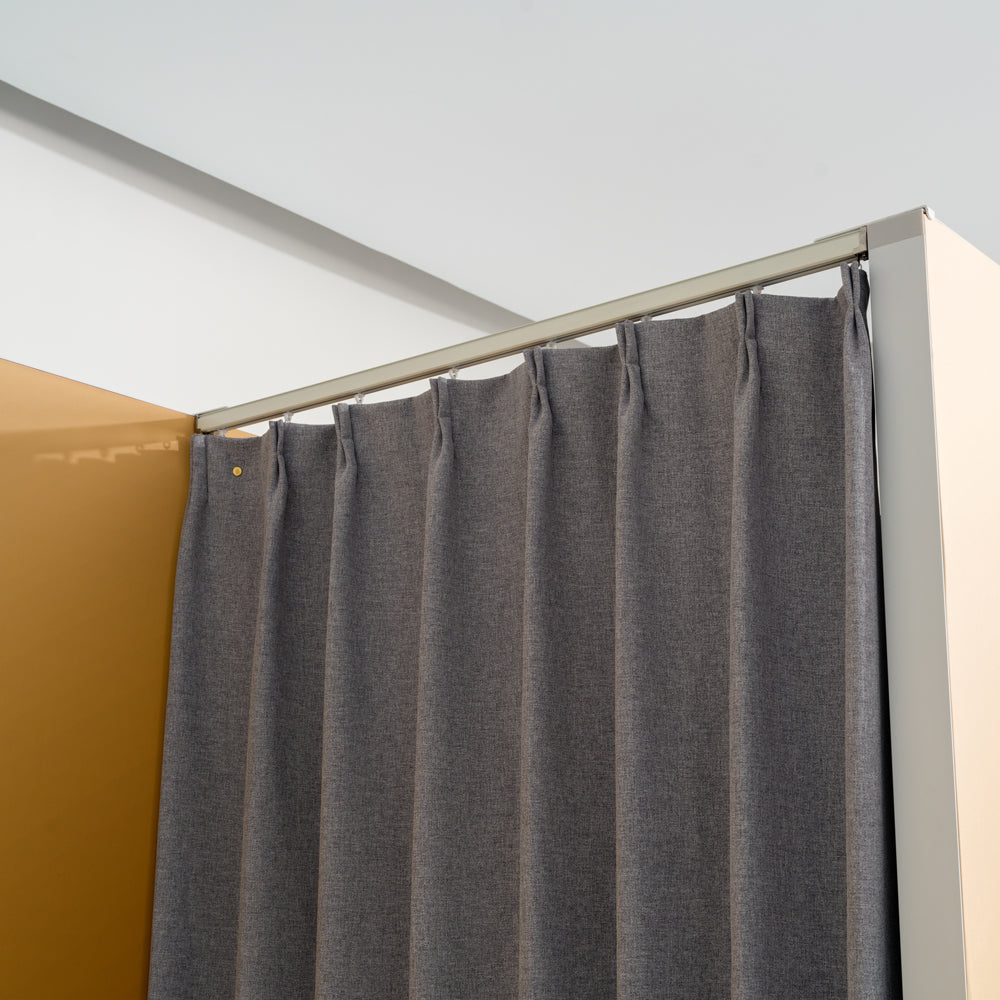 Qseg 60 Curtain Rod with Curtain