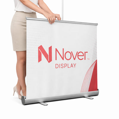 Retractable Banner Stand Essential